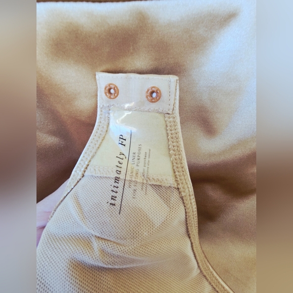 FREE PEOPLE Intimately Casino Dusk Latte Gold Satin Bodysuit STRETCHING Size M - Picture 8 of 16